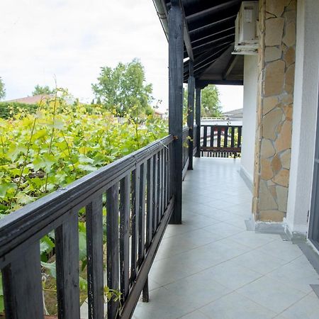 Villa Beni - 4 Bedroom Private House By Flаt Manаger Lozenets Eksteriør bilde